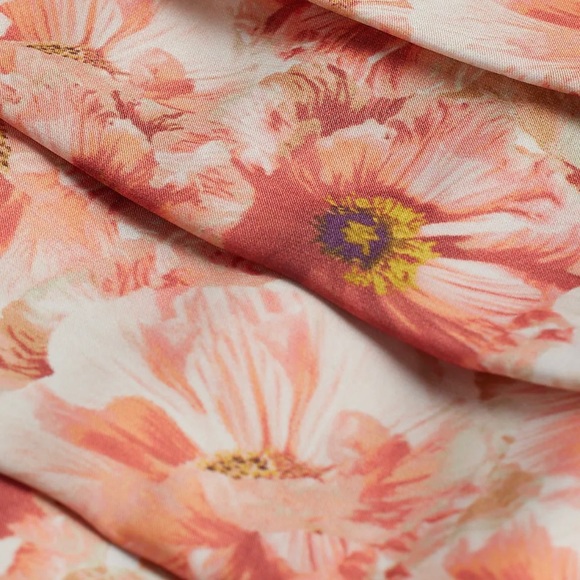 NWT ✅ EXPRESS 🧡 Floral Pleated Dress - Picture 4 of 4